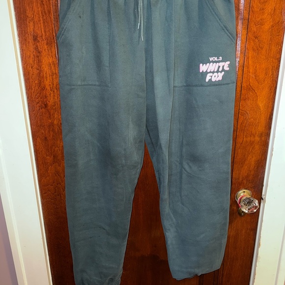 White Fox Offstage Sweatpants in Pine - Picture 3 of 8